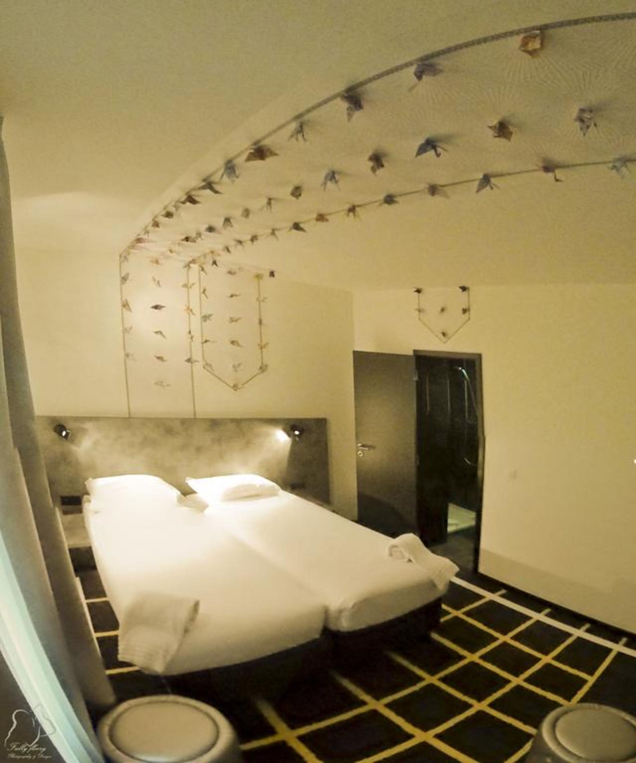 Nekotel Concept Art Hotel Saint-Gilles Exterior photo