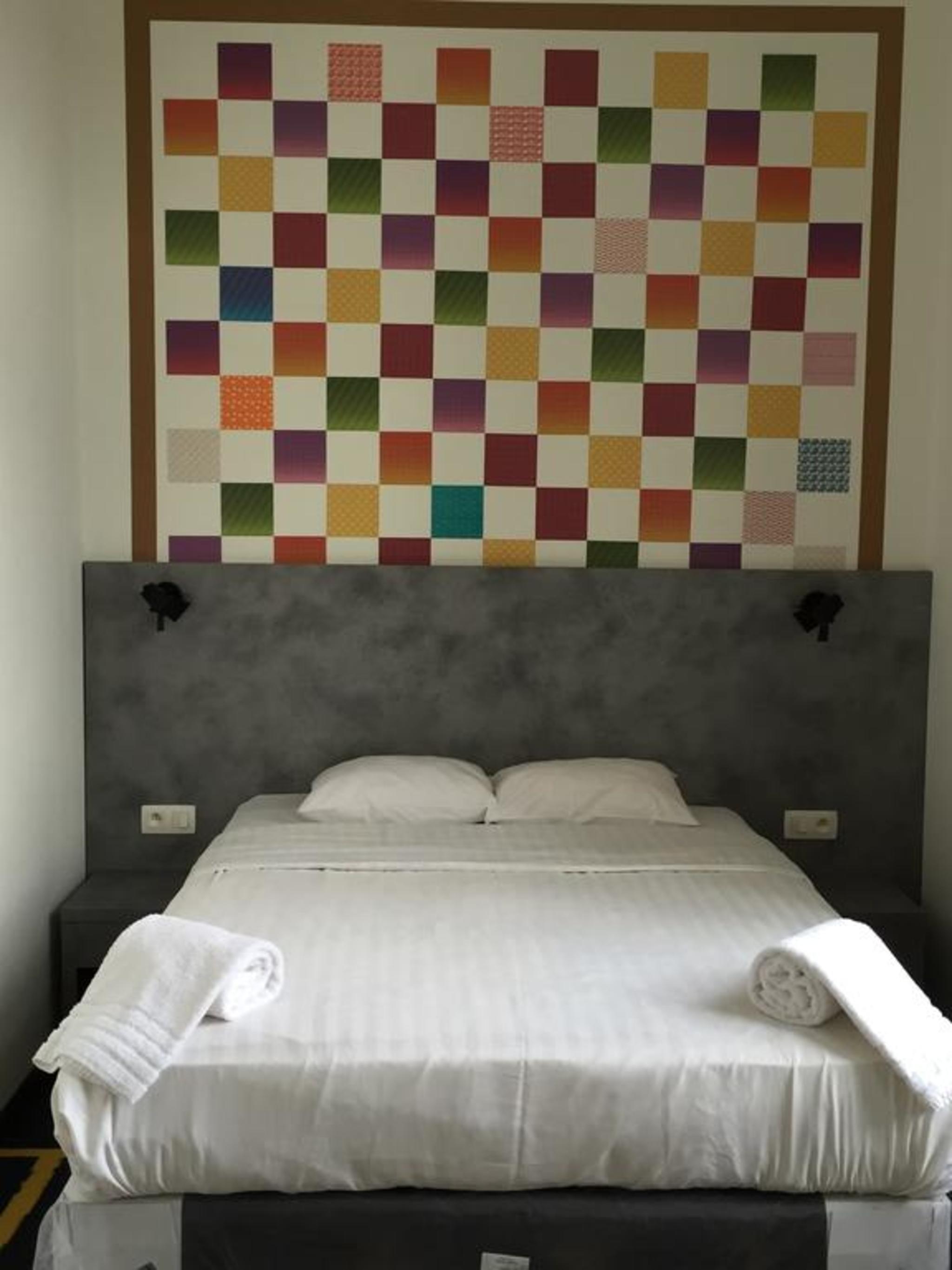 Nekotel Concept Art Hotel Saint-Gilles Exterior photo